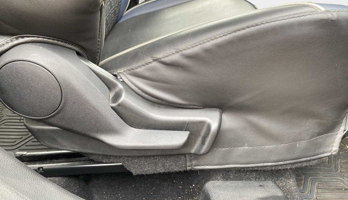 2022 Maruti Baleno DELTA PETROL 1.2, Petrol, Manual, 10,585 km, Driver Side Adjustment Panel