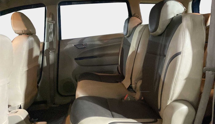 2017 Maruti Ertiga ZDI + SHVS, Diesel, Manual, 41,068 km, Right Side Rear Door Cabin