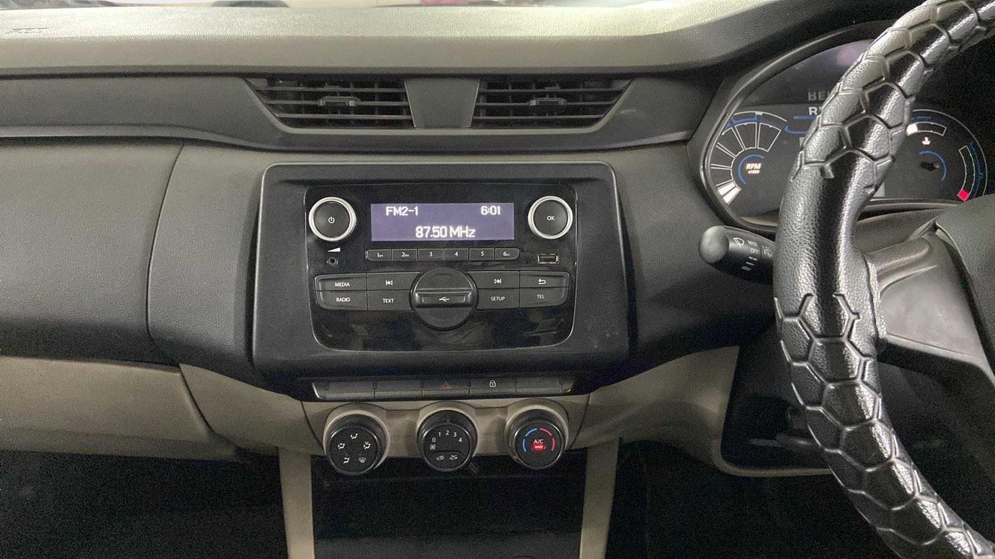 2022 Renault TRIBER RXL MT, Petrol, Manual, 49,749 km, Air Conditioner