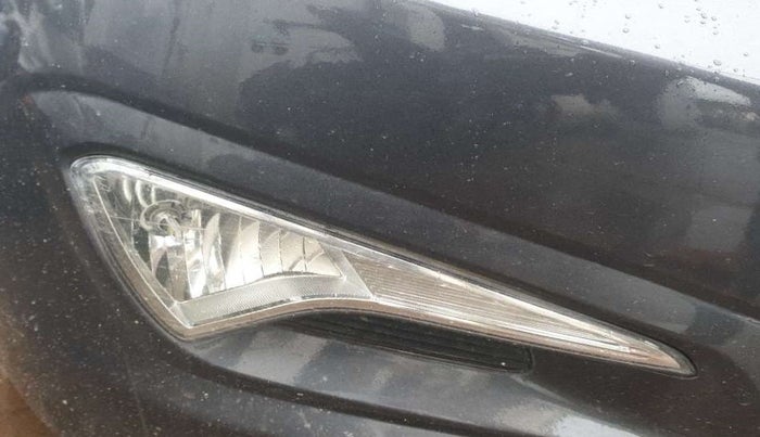 2016 Hyundai Verna 1.6 CRDI SX, Diesel, Manual, 32,101 km, Right fog light - Not working