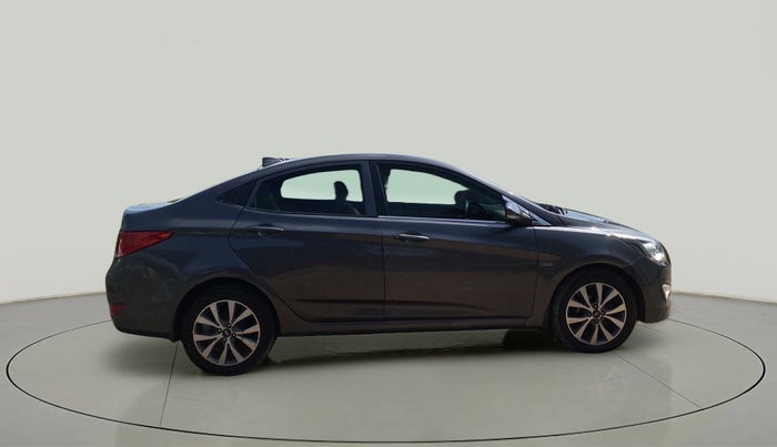 2016 Hyundai Verna 1.6 CRDI SX, Diesel, Manual, 32,101 km, Right Side View
