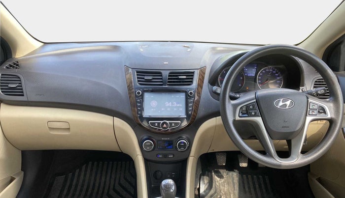 2016 Hyundai Verna 1.6 CRDI SX, Diesel, Manual, 32,101 km, Dashboard