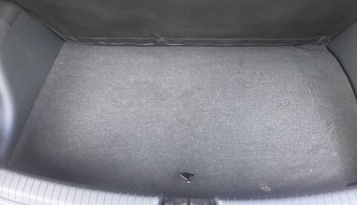 2017 Hyundai Grand i10 ASTA (O) AT 1.2 KAPPA VTVT, Petrol, Automatic, 28,892 km, Boot Inside