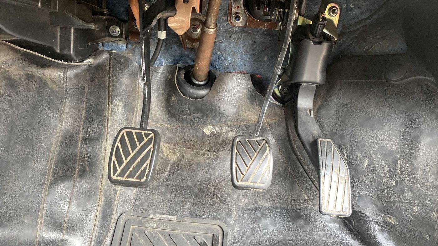 2018 Maruti IGNIS DELTA 1.2, Petrol, Manual, 41,647 km, Pedals
