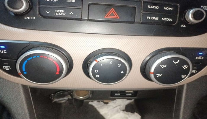 2018 Hyundai Grand i10 SPORTZ (O) AT 1.2 KAPPA VTVT, Petrol, Automatic, 28,023 km, AC Unit - Car heater not working