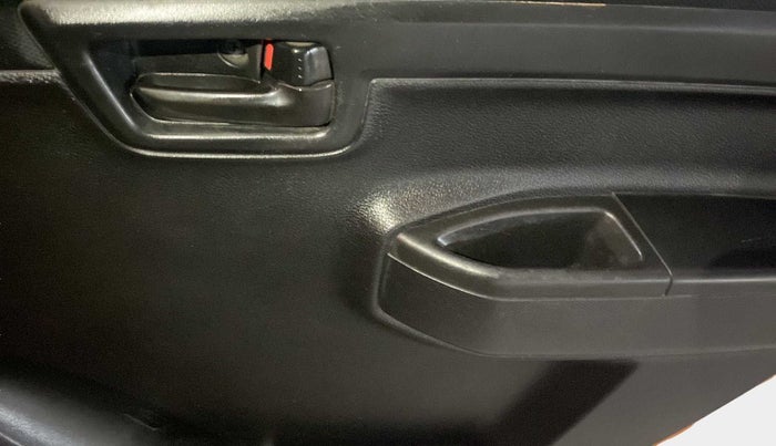 2019 Maruti S PRESSO VXI+, Petrol, Manual, 1,05,230 km, Driver Side Door Panels Control