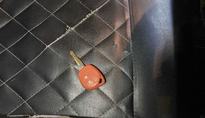 2019 Maruti S PRESSO VXI+, Petrol, Manual, 1,05,230 km, Key Close Up