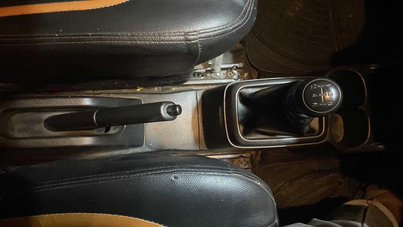 2019 Maruti S PRESSO VXI+, Petrol, Manual, 1,05,230 km, Gear Lever