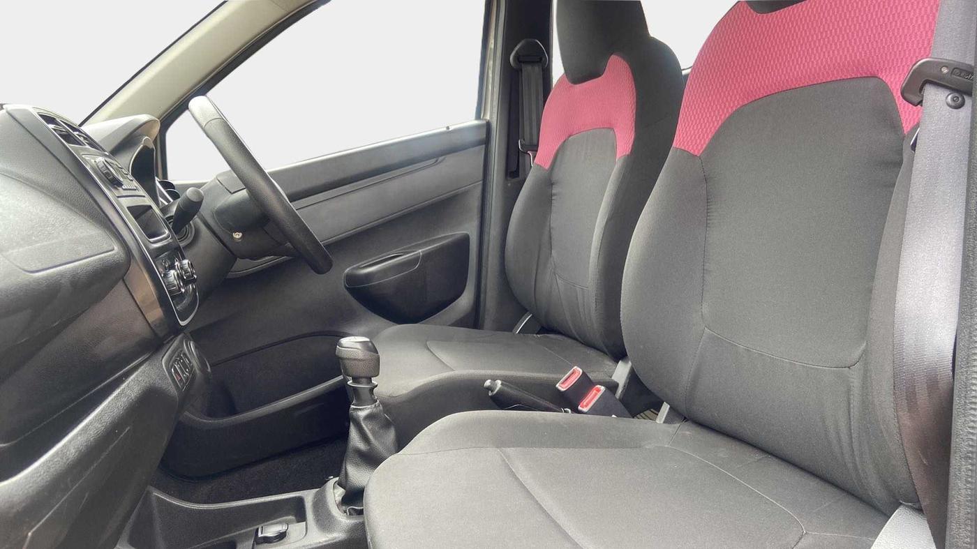 2019 Renault Kwid RXL, Petrol, Manual, 10,155 km, Right Side Front Door Cabin
