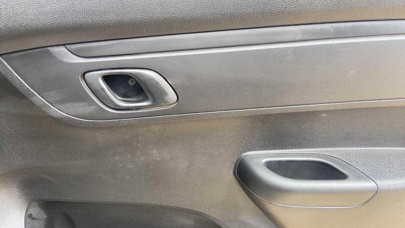 2019 Renault Kwid RXL, Petrol, Manual, 10,155 km, Driver Side Door Panels Control