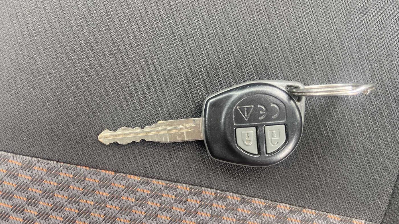 2020 Maruti S PRESSO VXI PLUS AMT, Petrol, Automatic, 24,088 km, Key Close Up