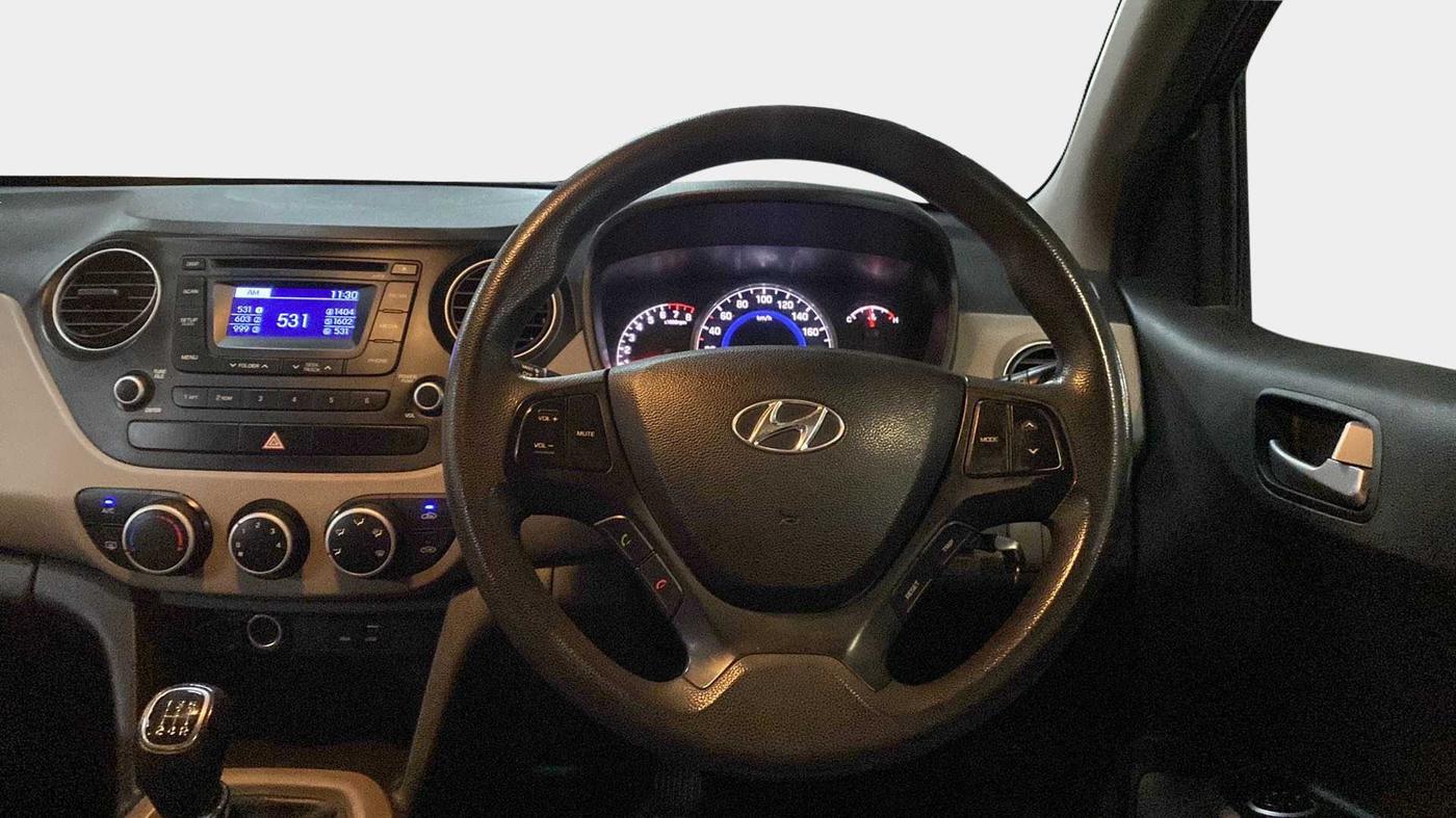 2016 Hyundai Grand i10 SPORTZ 1.2 KAPPA VTVT, Petrol, Manual, 46,189 km, Steering Wheel Close Up