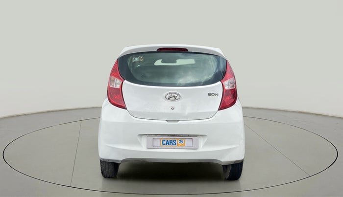 2017 Hyundai Eon MAGNA +, Petrol, Manual, 40,741 km, Back/Rear