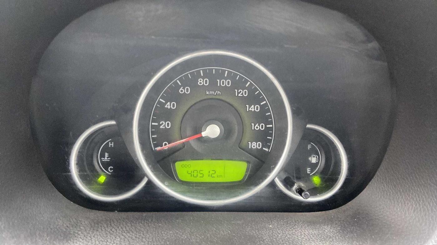 2017 Hyundai Eon MAGNA +, Petrol, Manual, 40,741 km, Odometer Image