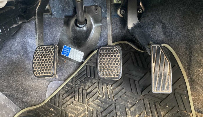 2020 Maruti Alto VXI, Petrol, Manual, 2,749 km, Pedals