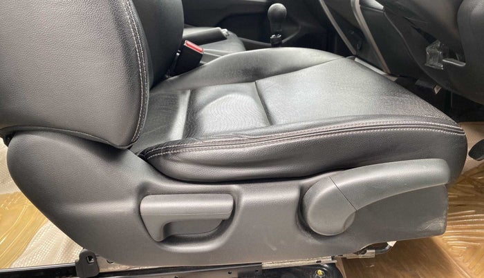 2016 Honda City 1.5L I-VTEC VX (O) MT, Petrol, Manual, 88,154 km, Driver Side Adjustment Panel