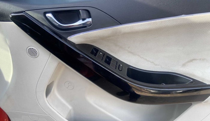 2023 Tata NEXON XZ PLUS PETROL, Petrol, Manual, 19,398 km, Driver Side Door Panels Control