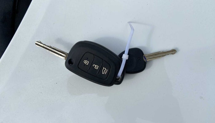 2018 Hyundai Elite i20 SPORTZ 1.2, Petrol, Manual, 13,141 km, Key Close Up