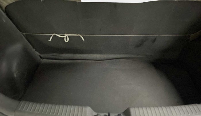 2011 Hyundai i10 ERA 1.1, Petrol, Manual, 62,527 km, Boot Inside