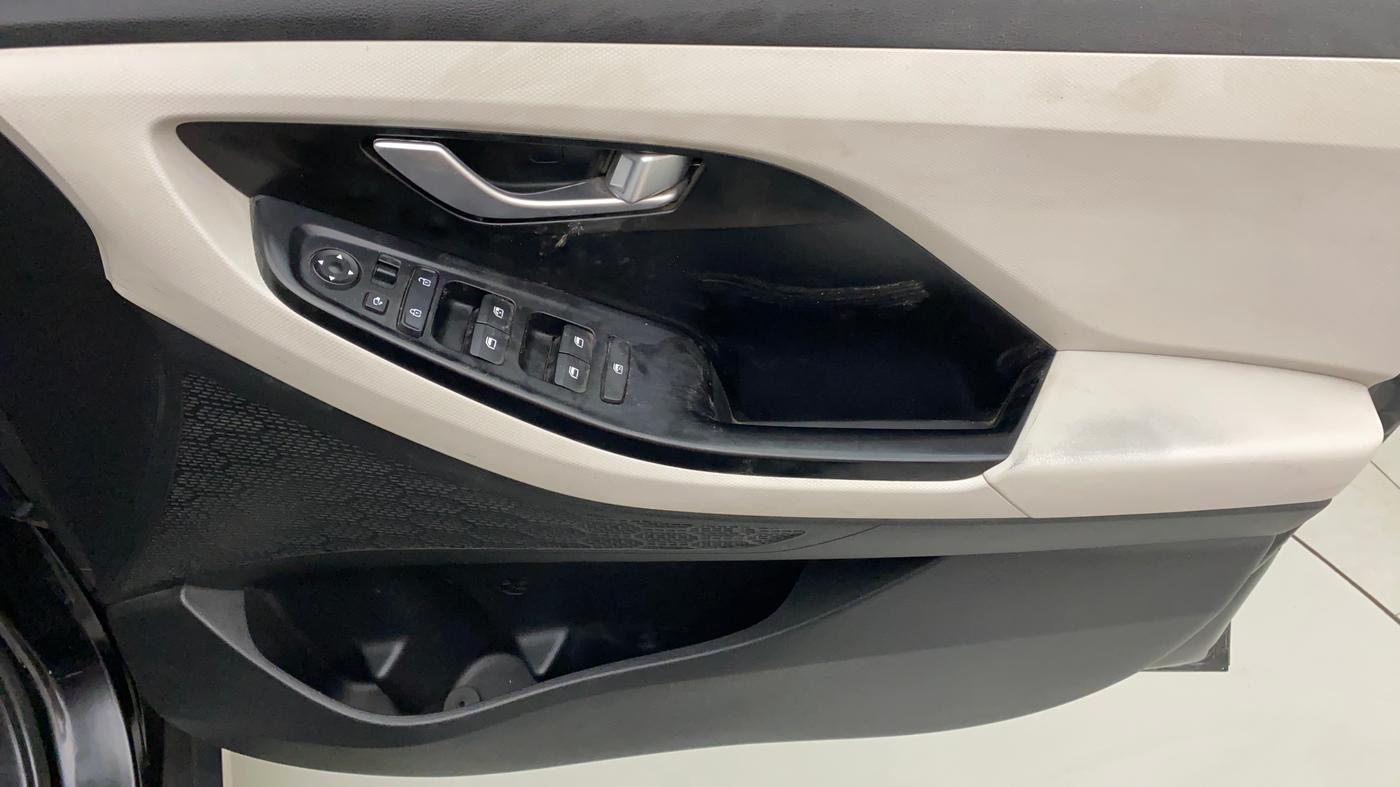 2021 Hyundai Creta SX 1.5 DIESEL, Diesel, Manual, 27,006 km, Driver Side Door Panels Control