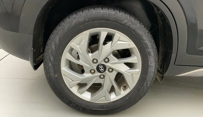 2021 Hyundai Creta SX 1.5 DIESEL, Diesel, Manual, 27,006 km, Right Rear Wheel
