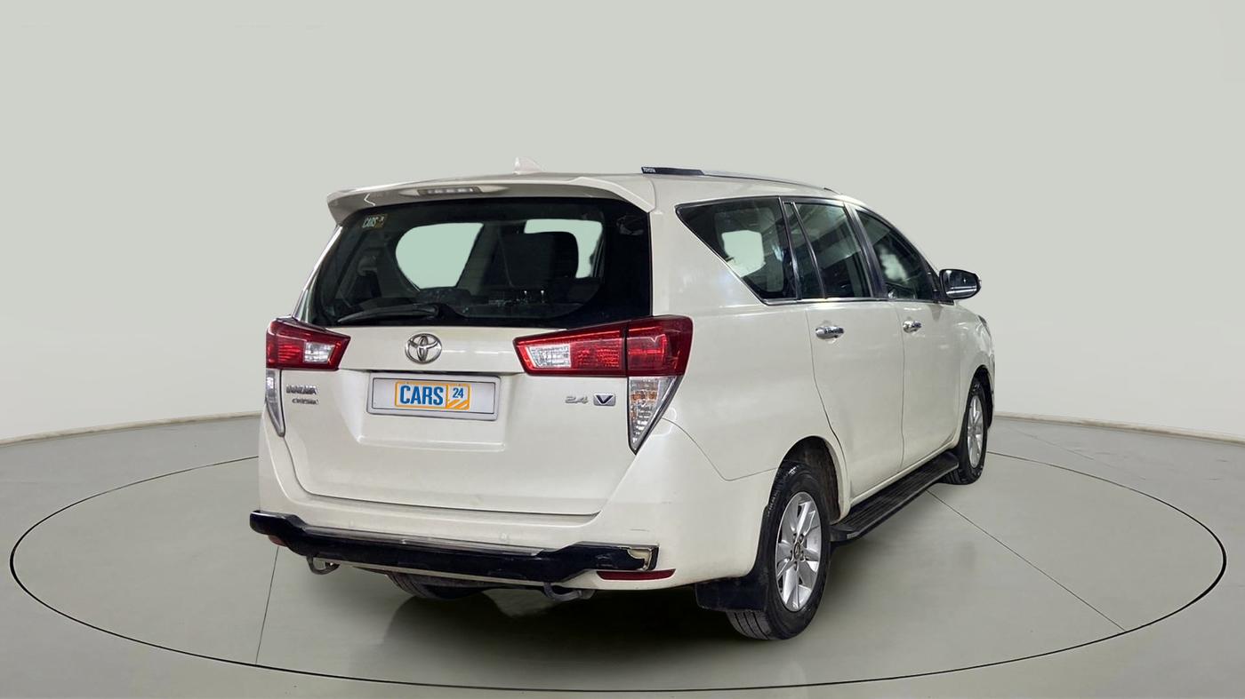 2018 Toyota Innova Crysta 2.4 VX 7 STR, Diesel, Manual, 64,856 km, Right Back Diagonal
