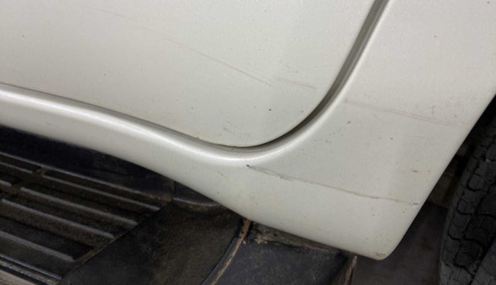 2018 Toyota Innova Crysta 2.4 VX 7 STR, Diesel, Manual, 64,856 km, Left running board - Paint is slightly faded