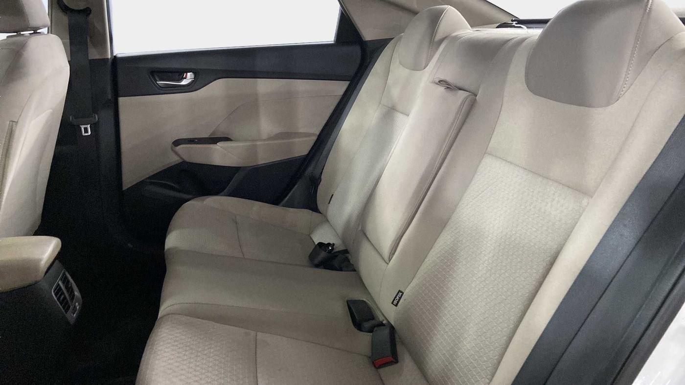 2020 Hyundai Verna SX 1.5 VTVT, Petrol, Manual, 47,841 km, Right Side Rear Door Cabin