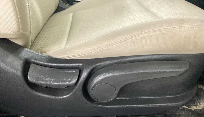 2020 Hyundai Verna SX 1.5 VTVT, Petrol, Manual, 47,841 km, Driver Side Adjustment Panel