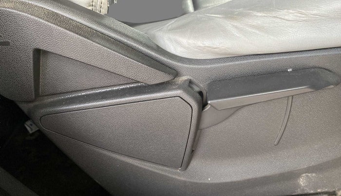 2014 Ford Ecosport TREND 1.5L DIESEL, Diesel, Manual, 47,155 km, Driver Side Adjustment Panel