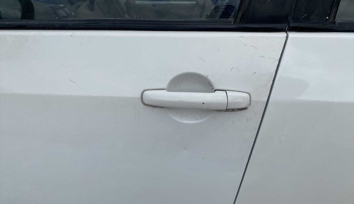 2012 Maruti Ertiga ZDI, Diesel, Manual, 64,394 km, Front passenger door - Slightly dented