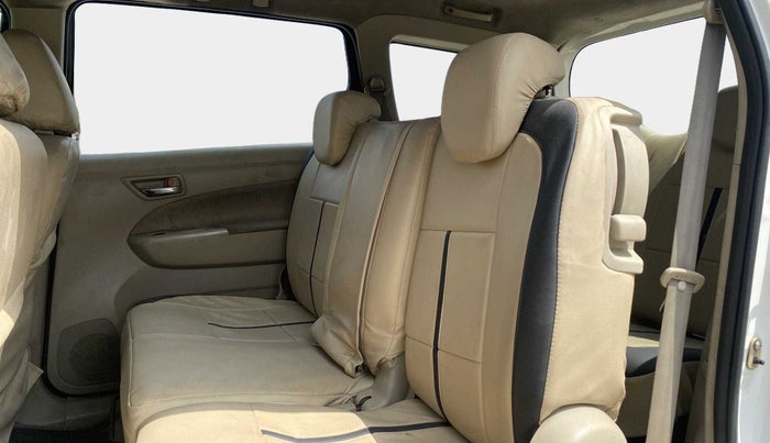 2012 Maruti Ertiga ZDI, Diesel, Manual, 64,394 km, Right Side Rear Door Cabin