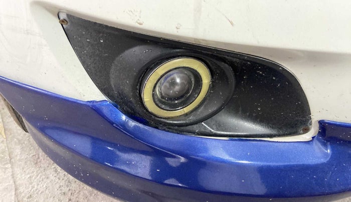2014 Maruti Swift VDI, Diesel, Manual, 68,884 km, Right fog light - Not working