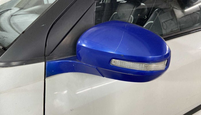 2014 Maruti Swift VDI, Diesel, Manual, 68,884 km, Left rear-view mirror - Mirror motor not working