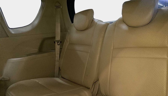 2016 Maruti Ertiga VDI SHVS, Diesel, Manual, 94,621 km, Third Seat Row ( optional )