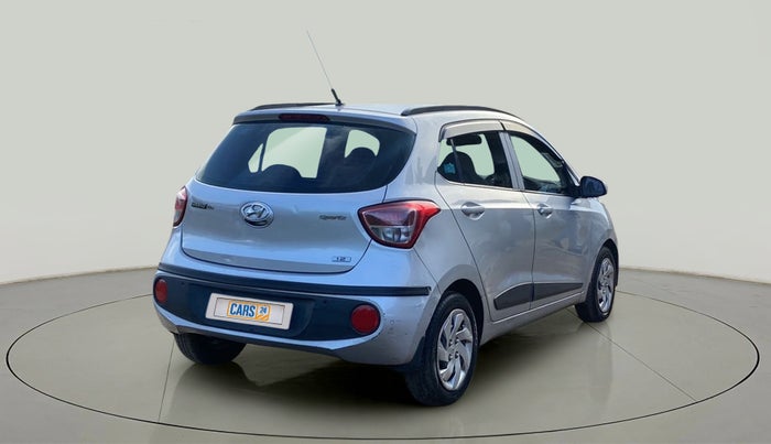 2017 Hyundai Grand i10 SPORTZ (O) 1.2 KAPPA VTVT, Petrol, Manual, 26,121 km, Right Back Diagonal