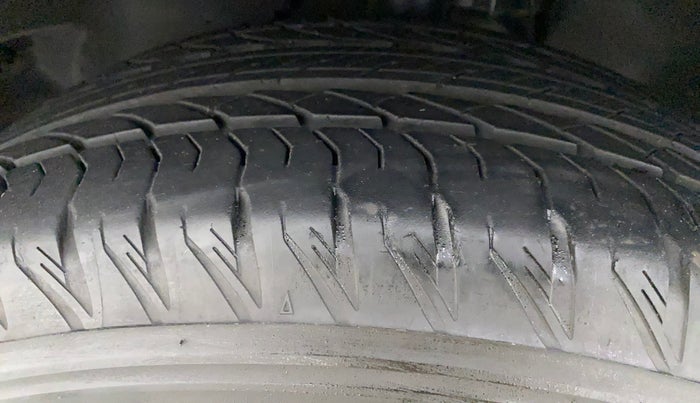 2021 Tata Harrier XZA PLUS 2.0L DARK EDITION, Diesel, Automatic, 13,330 km, Left Front Tyre Tread