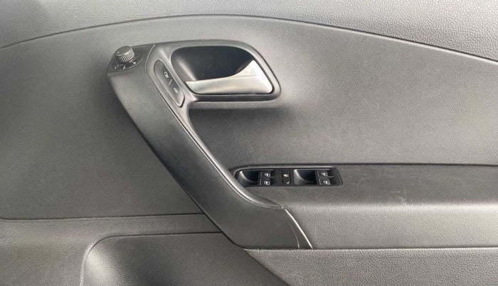 2015 Volkswagen Polo GT TSI AT, Petrol, Automatic, 66,311 km, Driver Side Door Panels Control