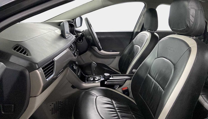 2019 Tata NEXON XZA PLUS PETROL, Petrol, Automatic, 30,309 km, Right Side Front Door Cabin
