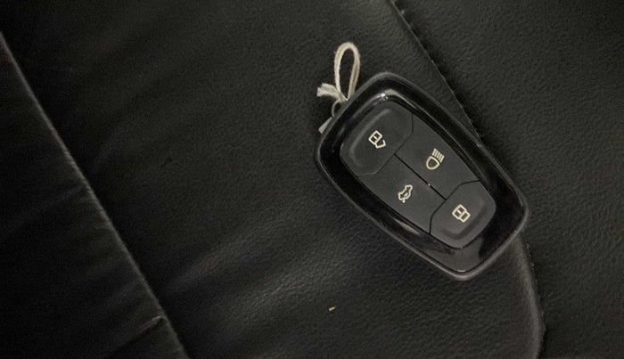 2019 Tata NEXON XZA PLUS PETROL, Petrol, Automatic, 30,309 km, Key Close Up