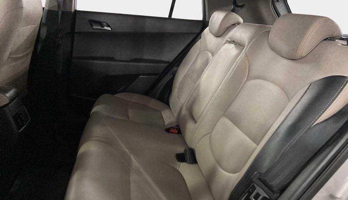 2016 Hyundai Creta SX PLUS 1.6 PETROL, Petrol, Manual, 46,505 km, Right Side Rear Door Cabin