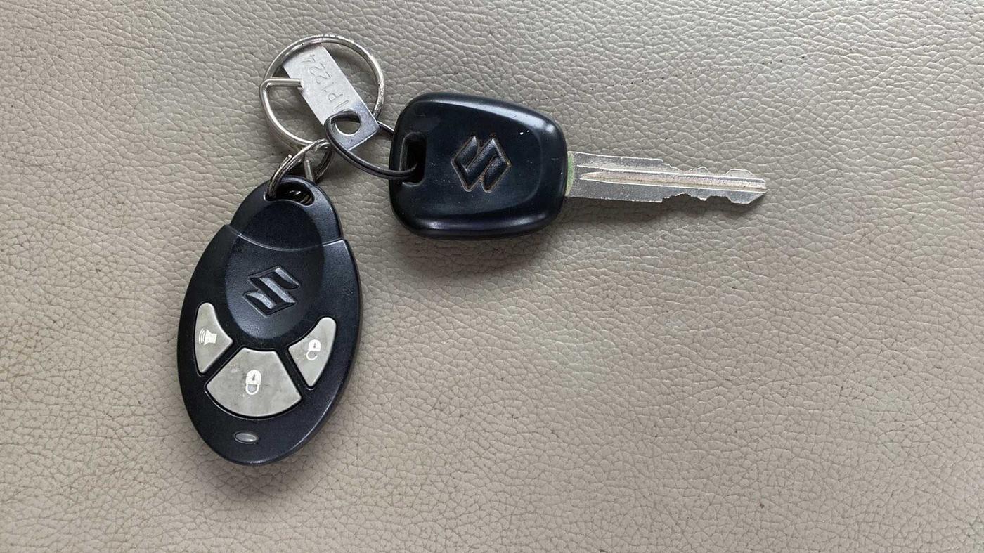 2010 Maruti Alto K10 LXI, Petrol, Manual, 86,907 km, Key Close Up