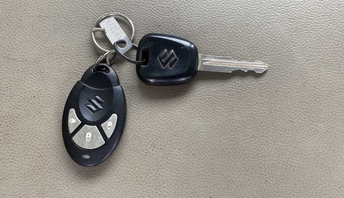 2010 Maruti Alto K10 LXI, Petrol, Manual, 86,907 km, Key Close Up