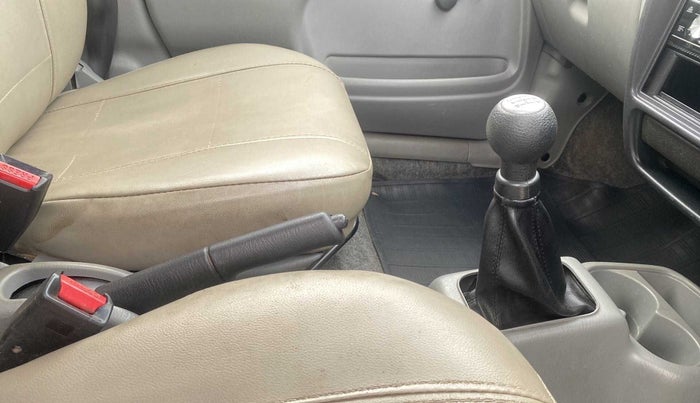 2010 Maruti Alto K10 LXI, Petrol, Manual, 86,907 km, Gear Lever