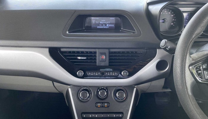 2018 Tata NEXON XMA PETROL, Petrol, Automatic, 62,215 km, Air Conditioner
