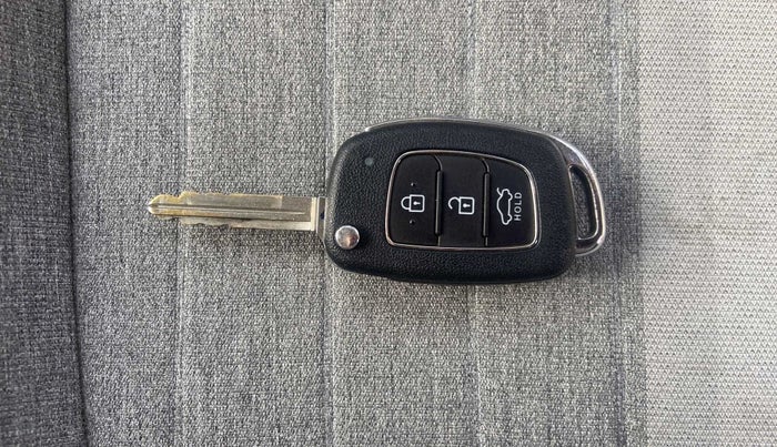 2020 Hyundai GRAND I10 NIOS SPORTZ AMT 1.2 KAPPA VTVT, Petrol, Automatic, 8,643 km, Key Close Up