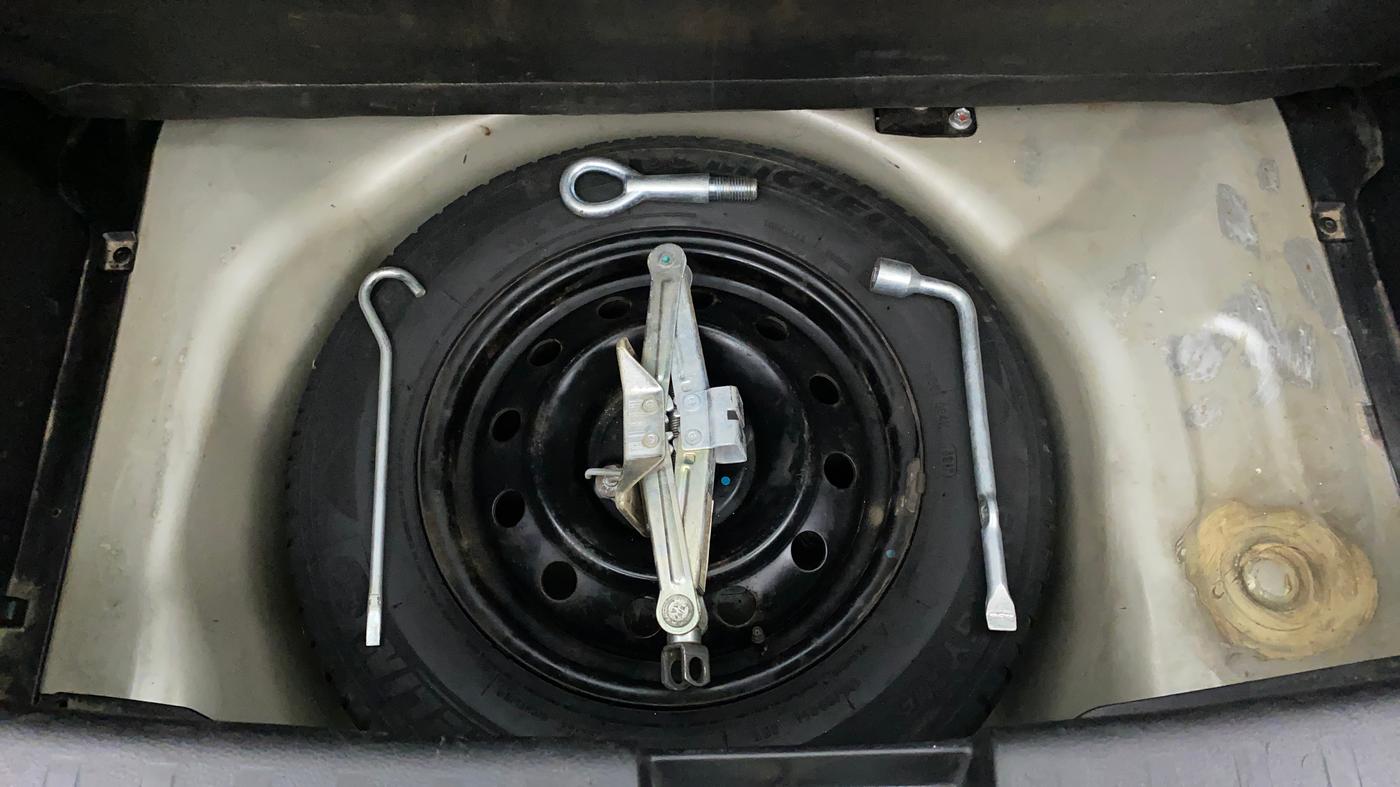2013 Maruti Swift VDI, Diesel, Manual, 96,499 km, Spare Tyre