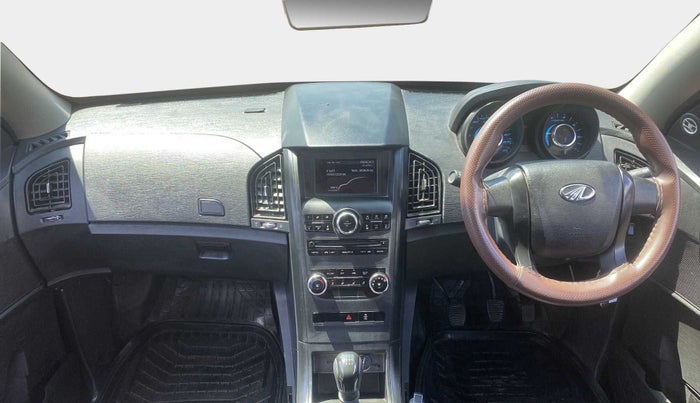 2021 Mahindra XUV500 W5, Diesel, Manual, 31,635 km, Dashboard