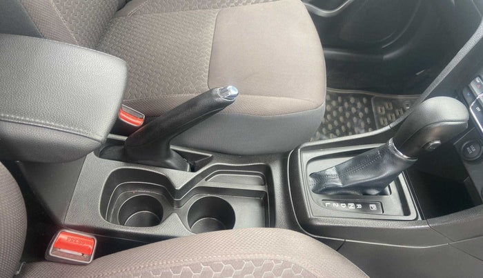 2022 Toyota URBAN CRUISER PREMIUM GRADE AT, Petrol, Automatic, 9,541 km, Gear Lever