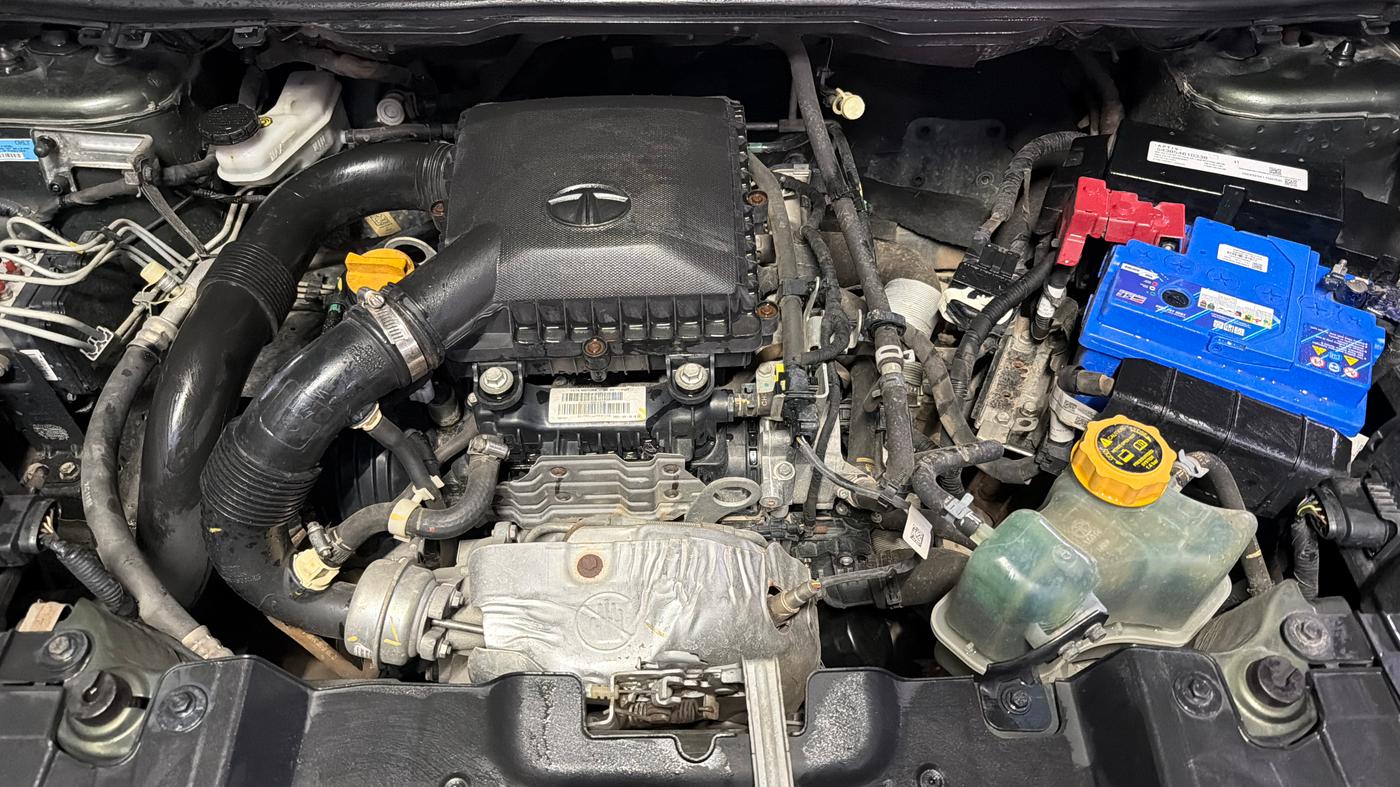 2021 Tata NEXON XZ PLUS PETROL KAZIRANGA, Petrol, Manual, 72,075 km, Engine View